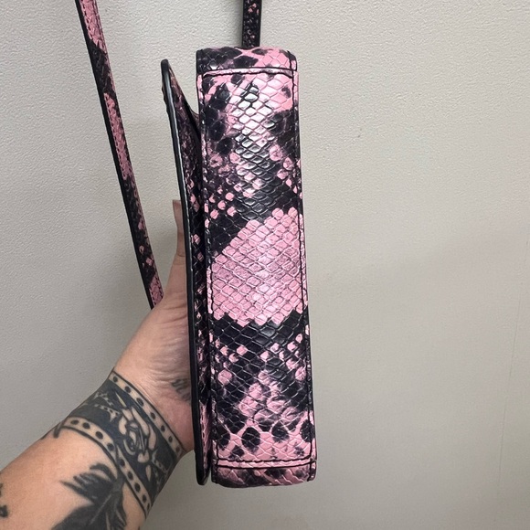 Marc Jacobs Pink Snake Python bag - Picture 5 of 6